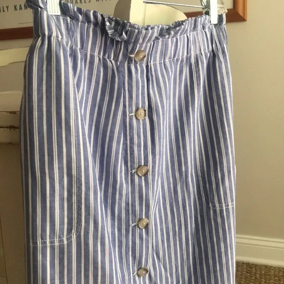 New: Madewell Paperbag Button Front Midi Skirt with Pockets - Picture 7 of 14